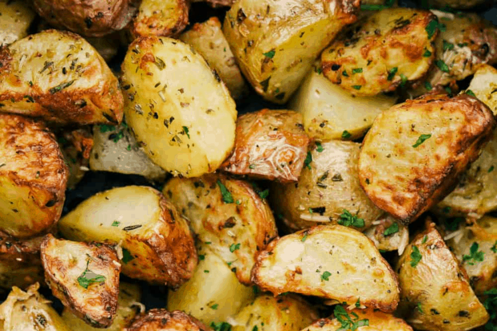 The BEST Air Fryer “Roasted” Potatoes